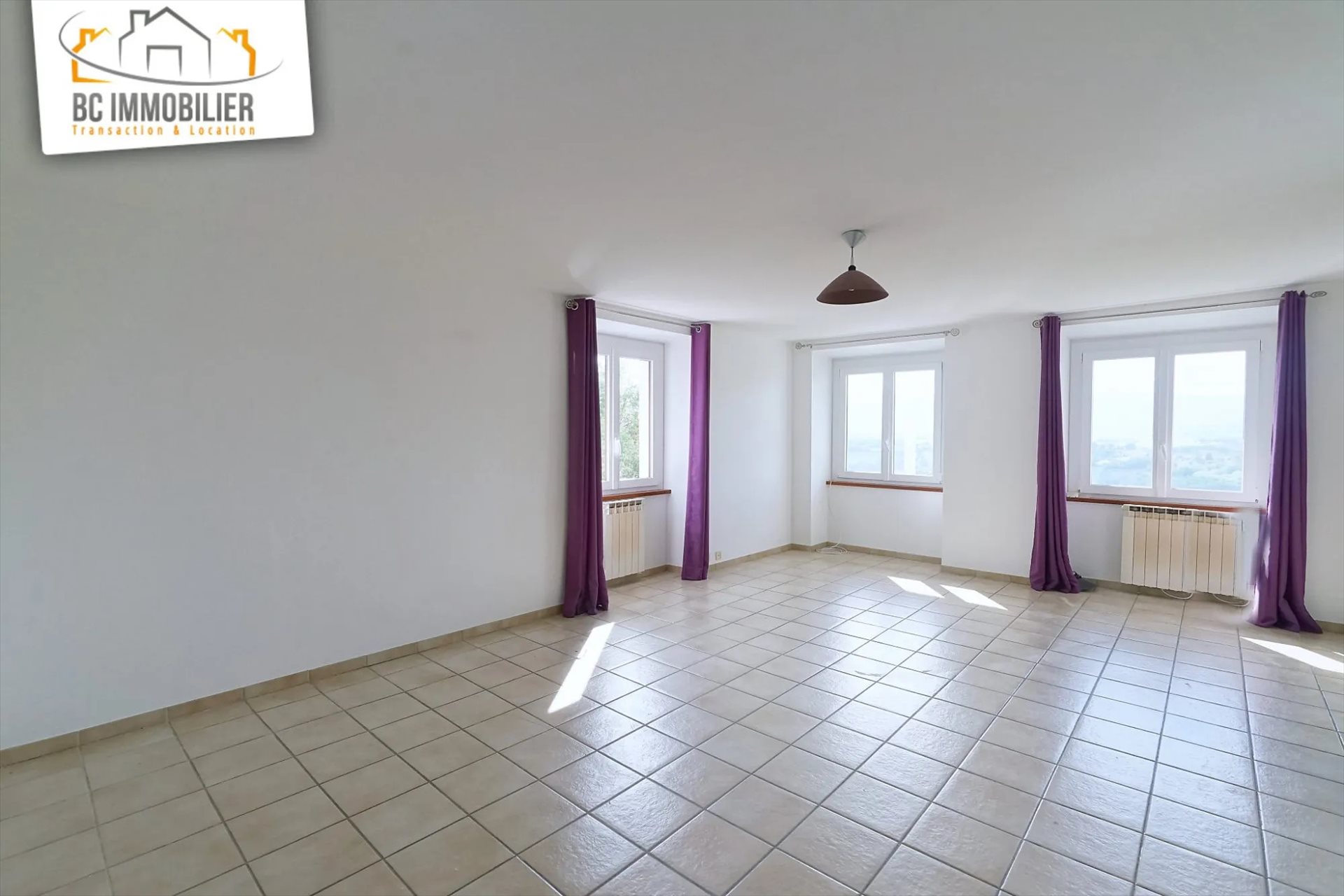 Appartement à louer, 91m², Challex