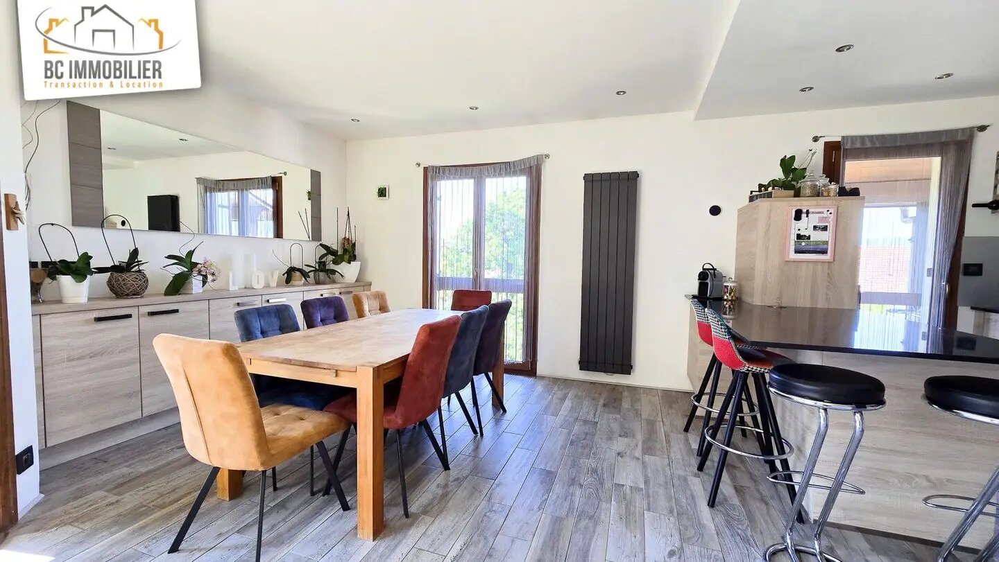 Appartement à vendre, 143m², Prévessin-Moëns