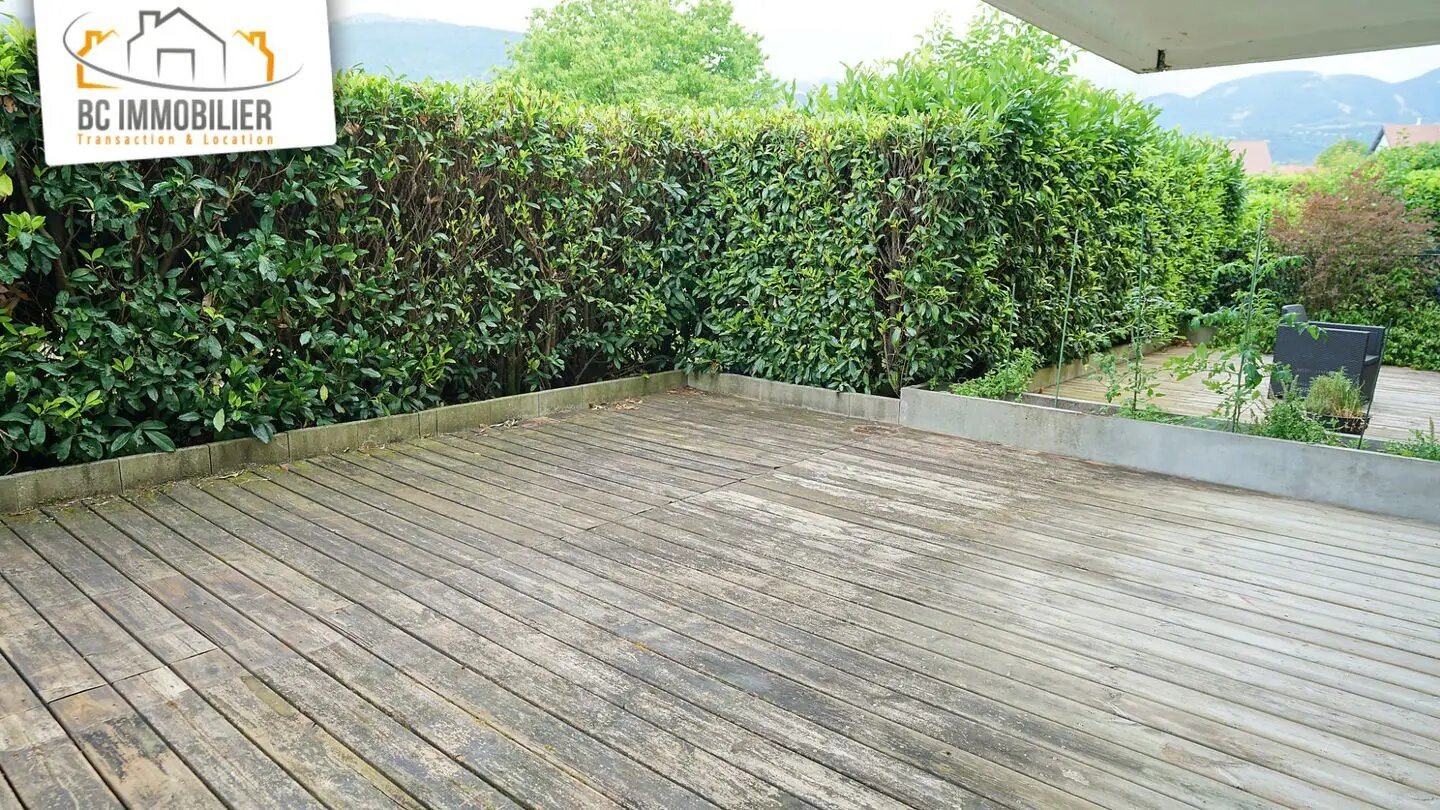 Appartement à louer, 70m², Cessy