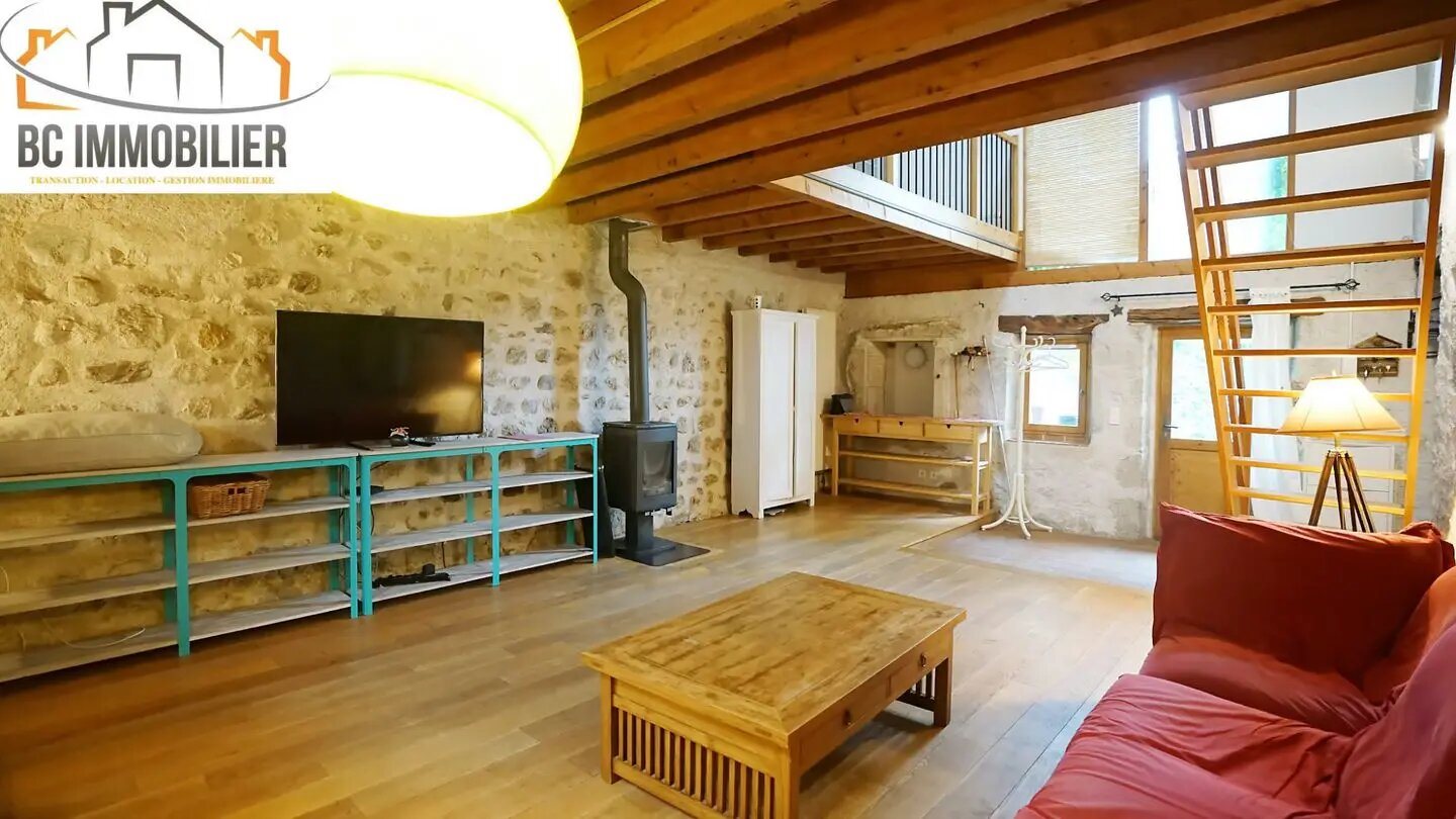 Maison à louer, 212m², Thoiry