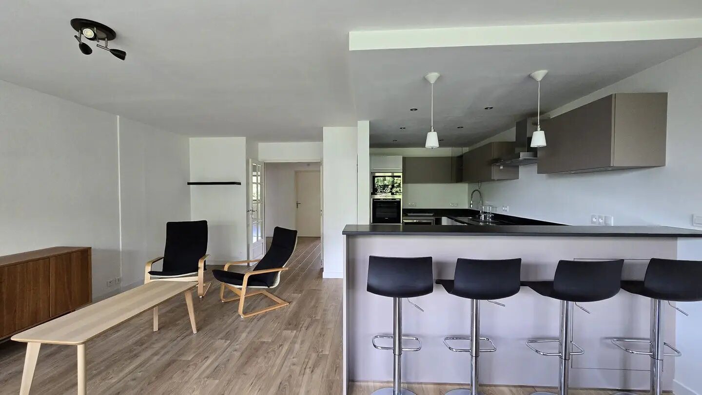 Appartement à louer, 128m², Ferney-Voltaire