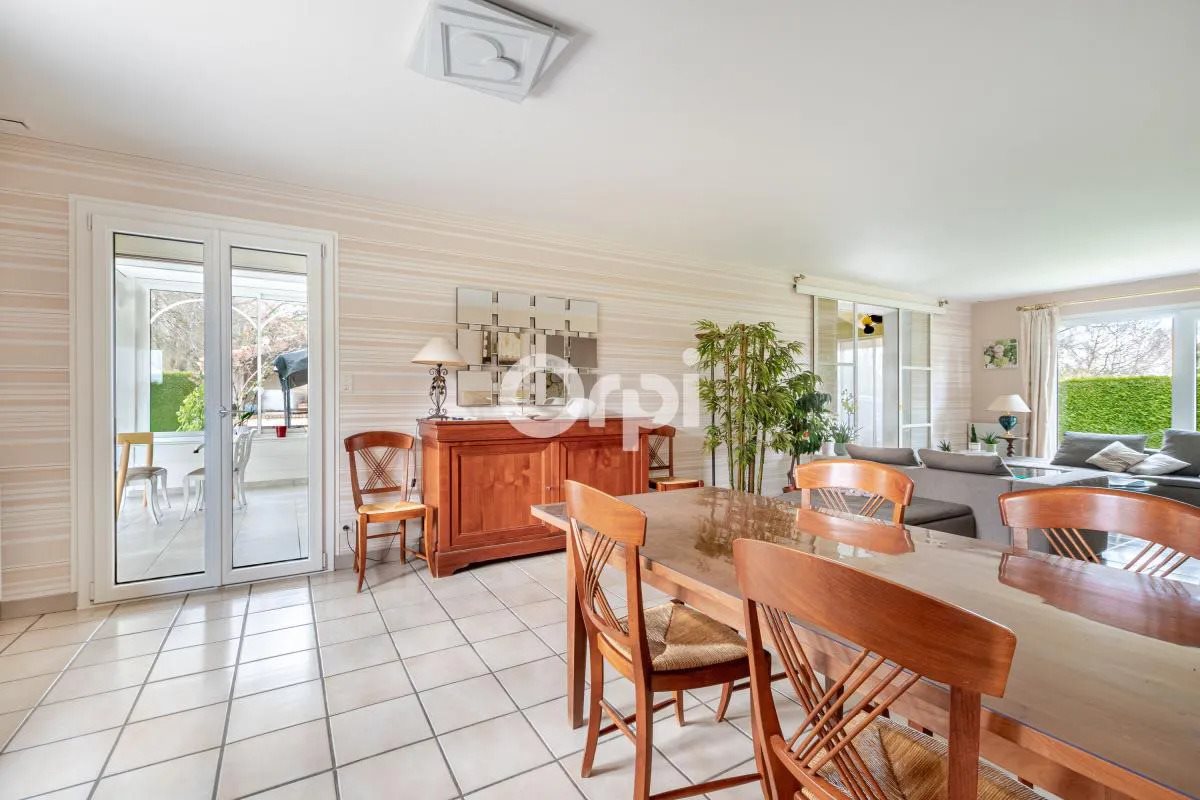 Maison à vendre, 175m², La Geneytouse