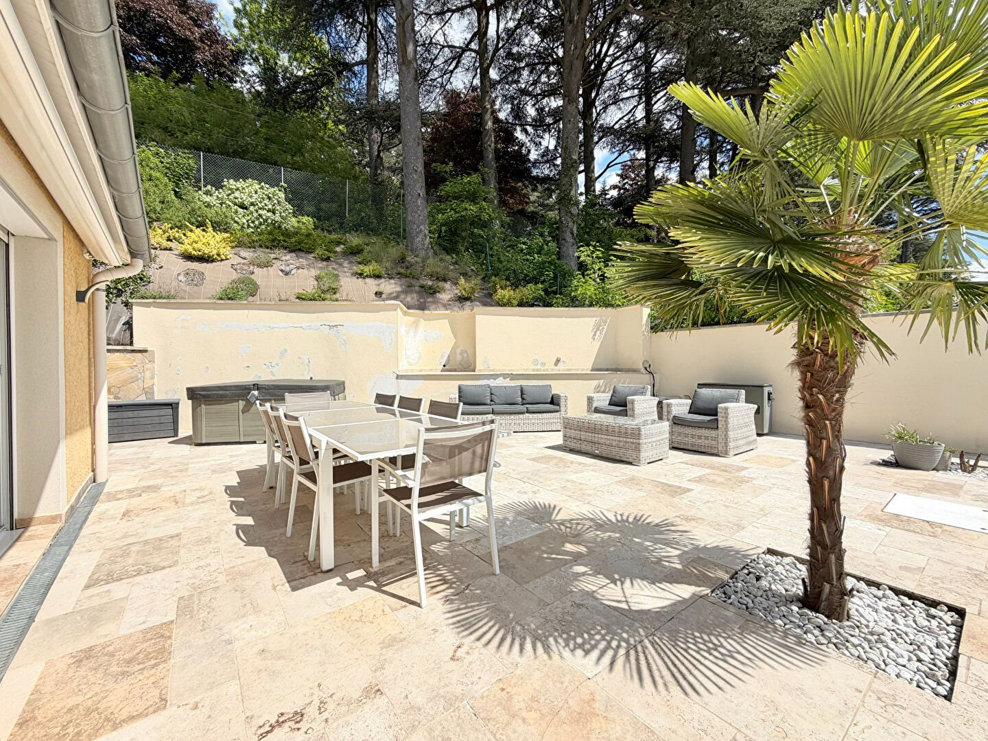 Maison à vendre, 220m², Saint-Genest-Lerpt