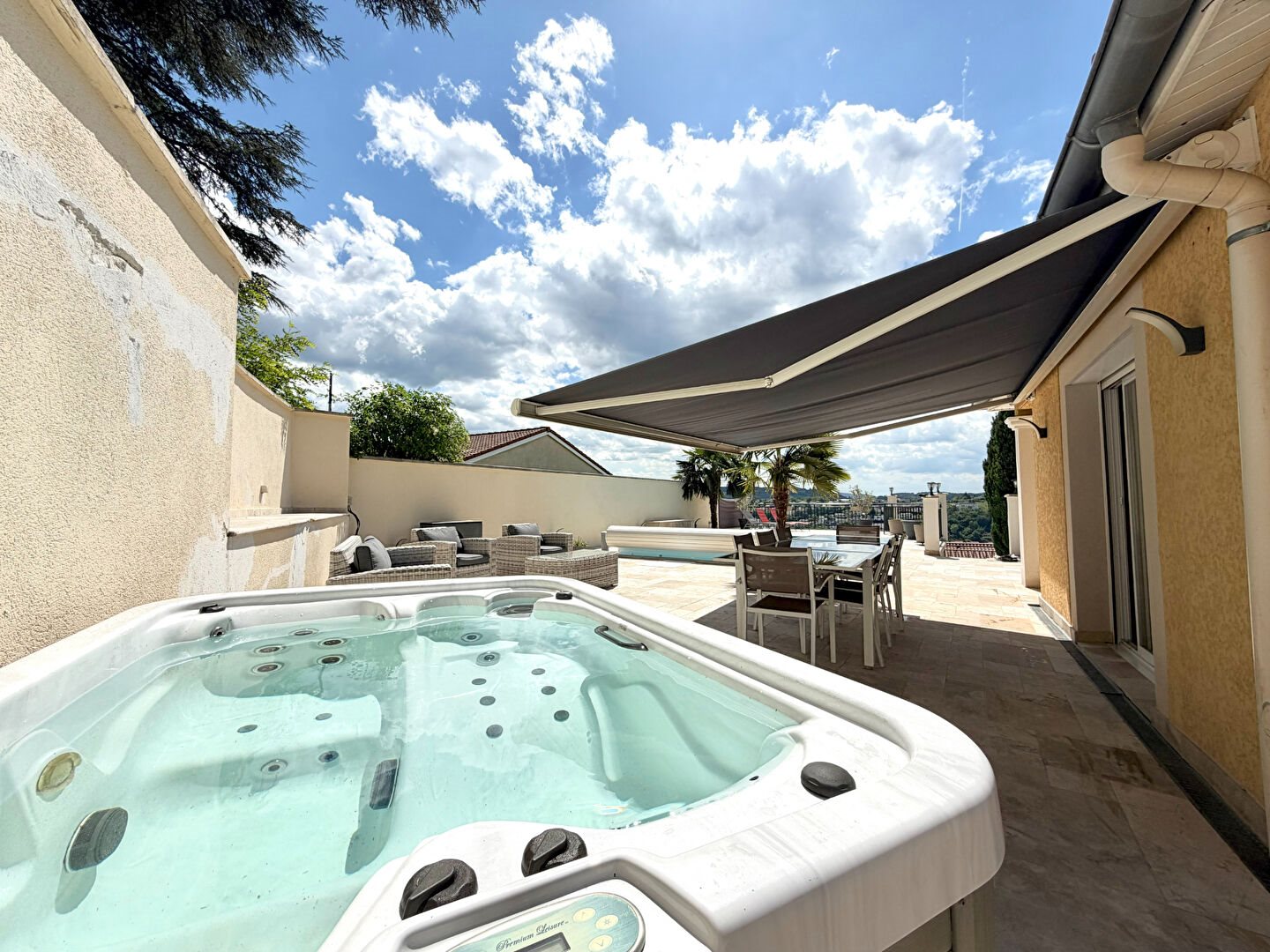 Maison à vendre, 220m², Saint-Genest-Lerpt