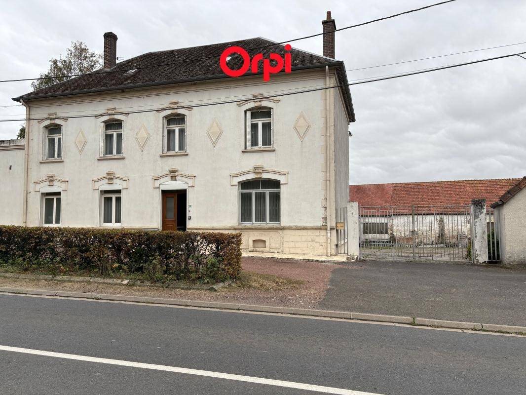 Maison à vendre, 229m², Fins