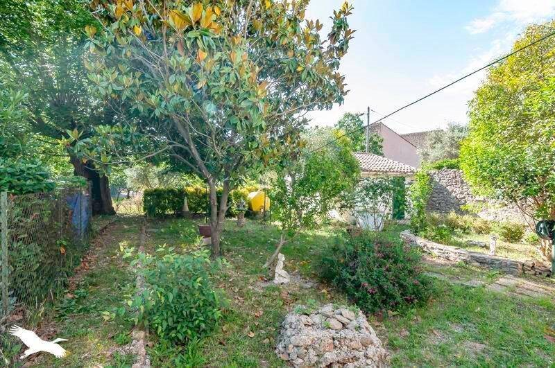 Maison à vendre, 79m², Pouzolles
