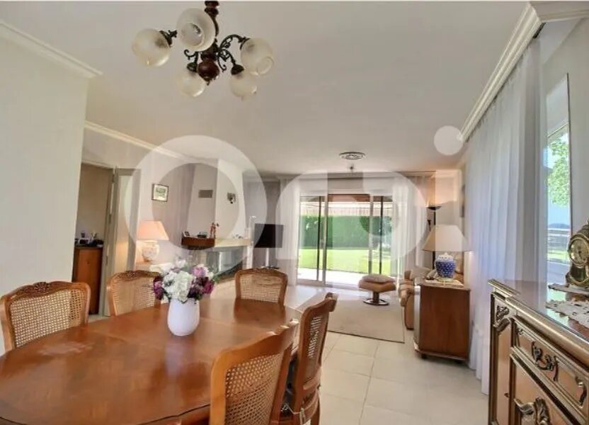 Maison à vendre, 110m², Nernier