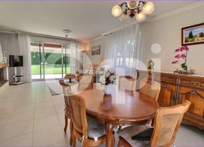 Maison à vendre, 110m², Nernier