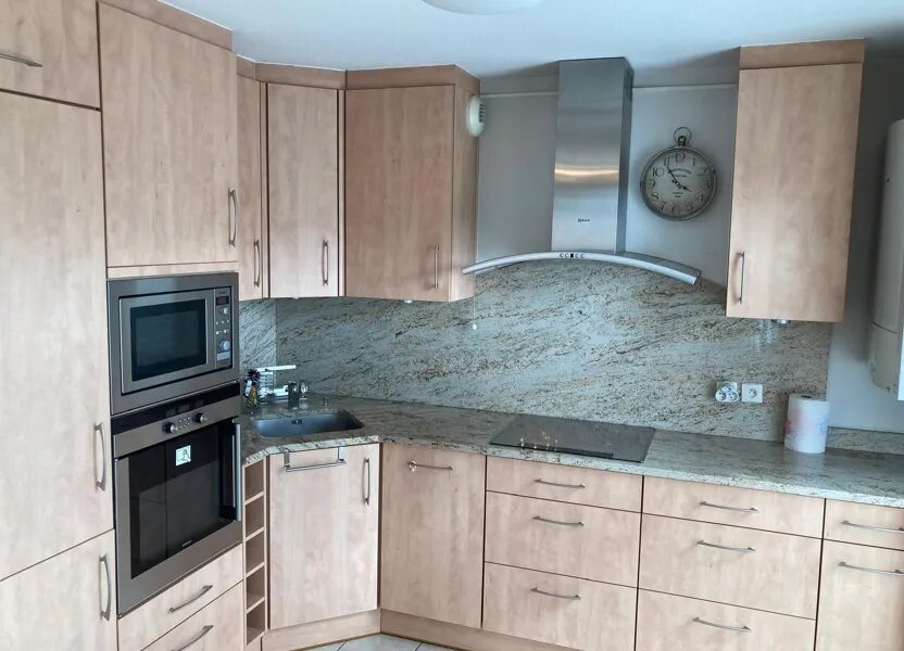 Appartement à louer, 64m², Saint-Cergues