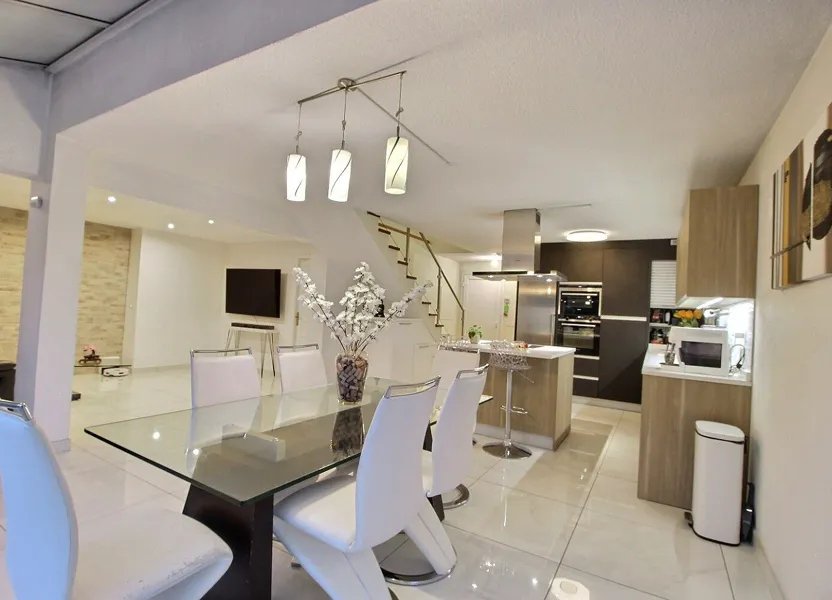 Maison à vendre, 120m², Douvaine