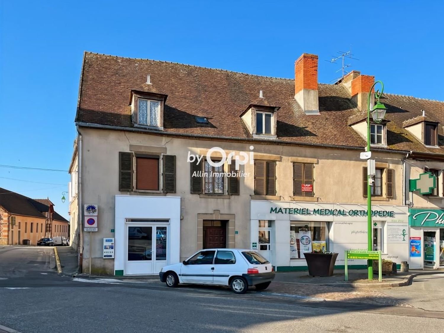 Maison à vendre, 210m², Montmarault
