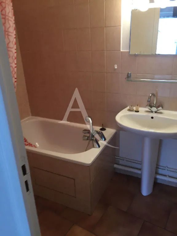 Appartement à louer, 29m², Orléans