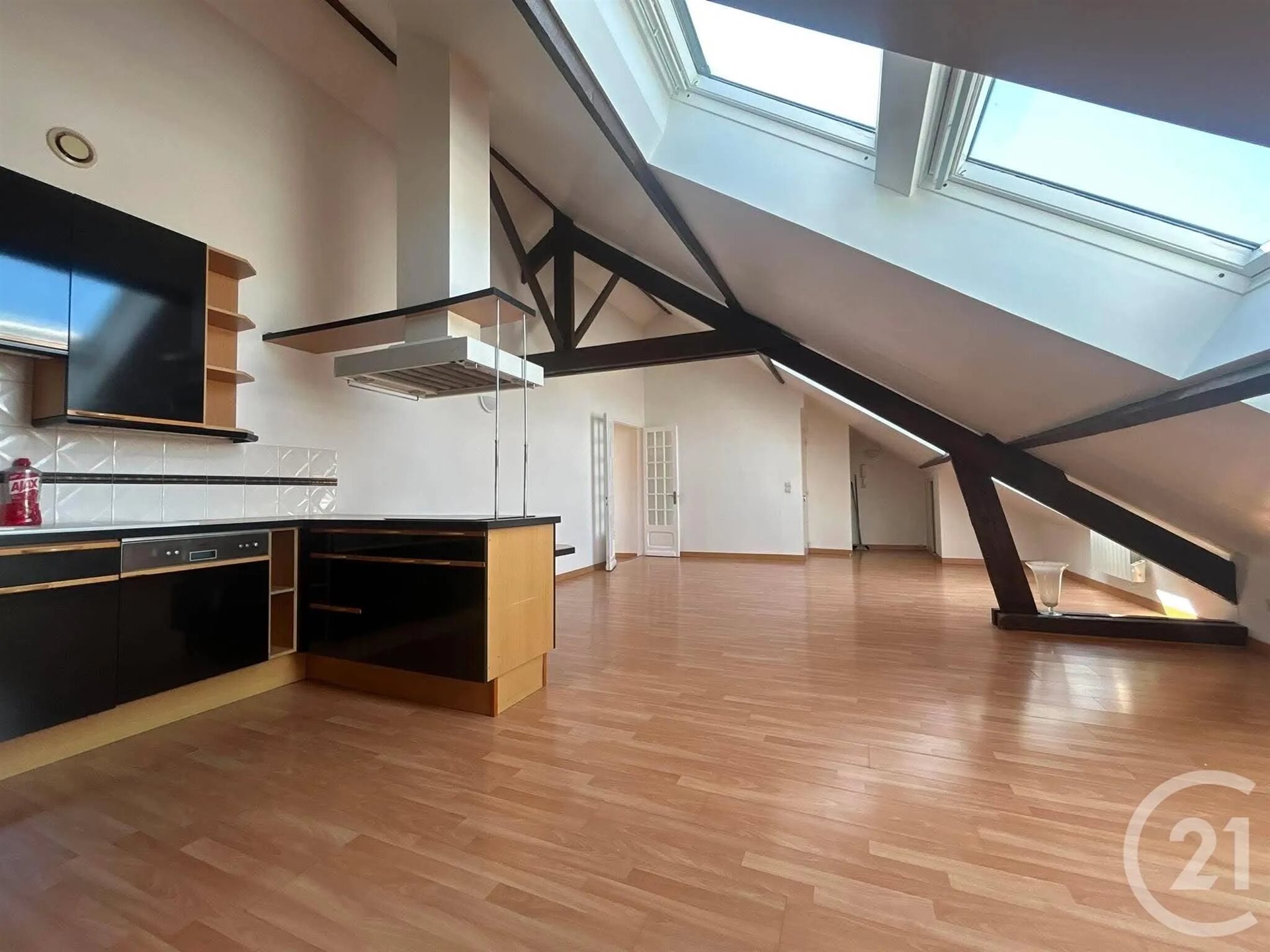 Appartement à louer, 74m², Lens