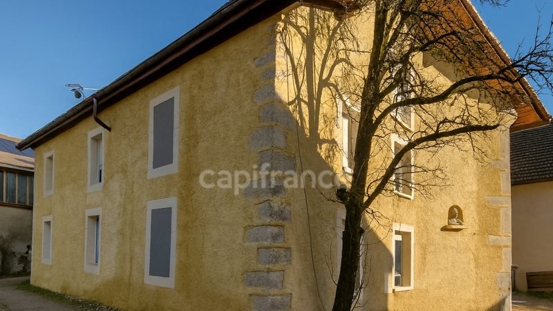 Maison à vendre, 340m², Crozet