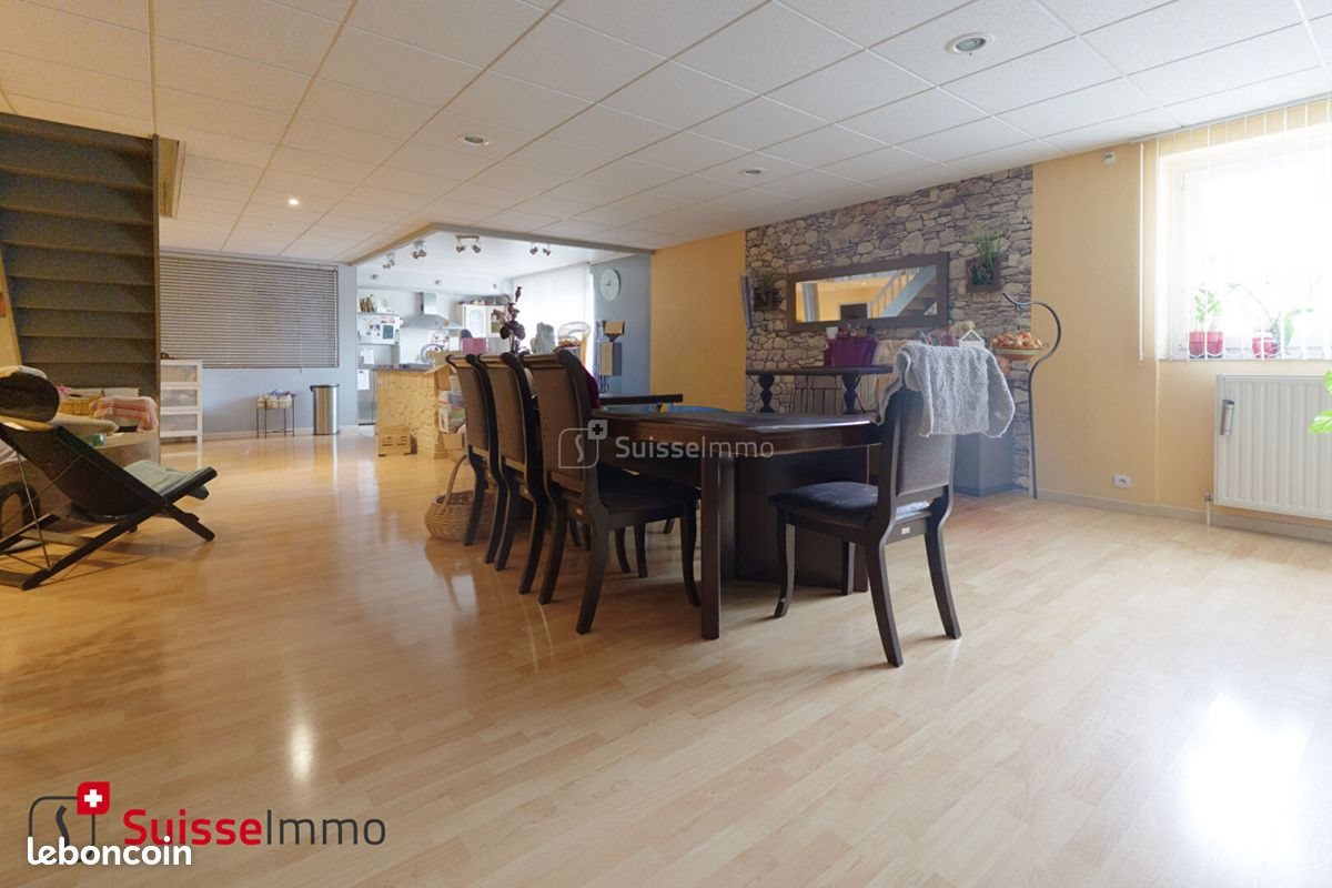 Maison à vendre, 239m², Longevelle-sur-Doubs