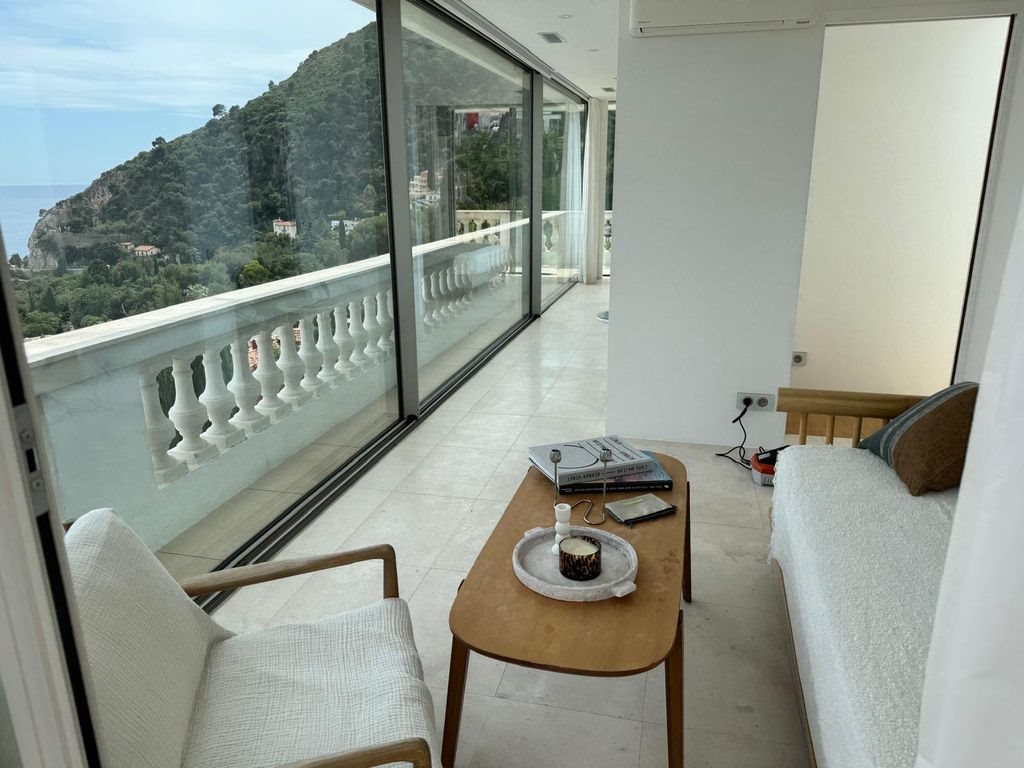 Maison à vendre, 150m², Eze