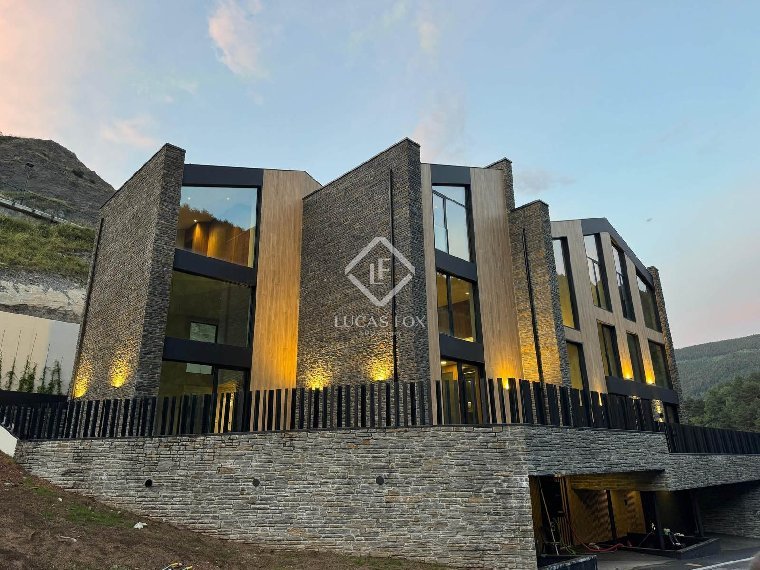4-bedroom townhouse for sale in Pal, La Massana · 2 of 60