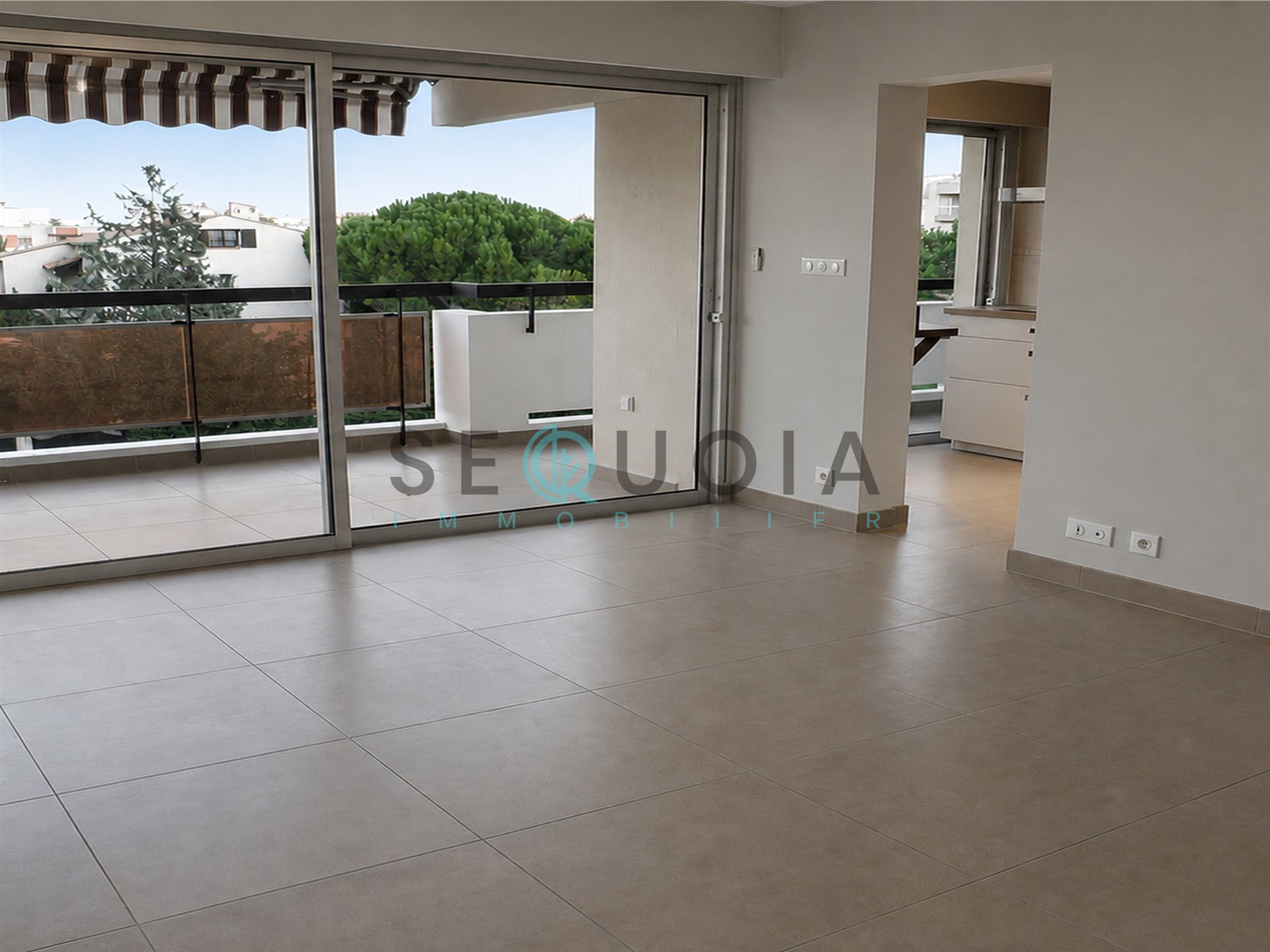 Appartement à louer, 52m², Antibes