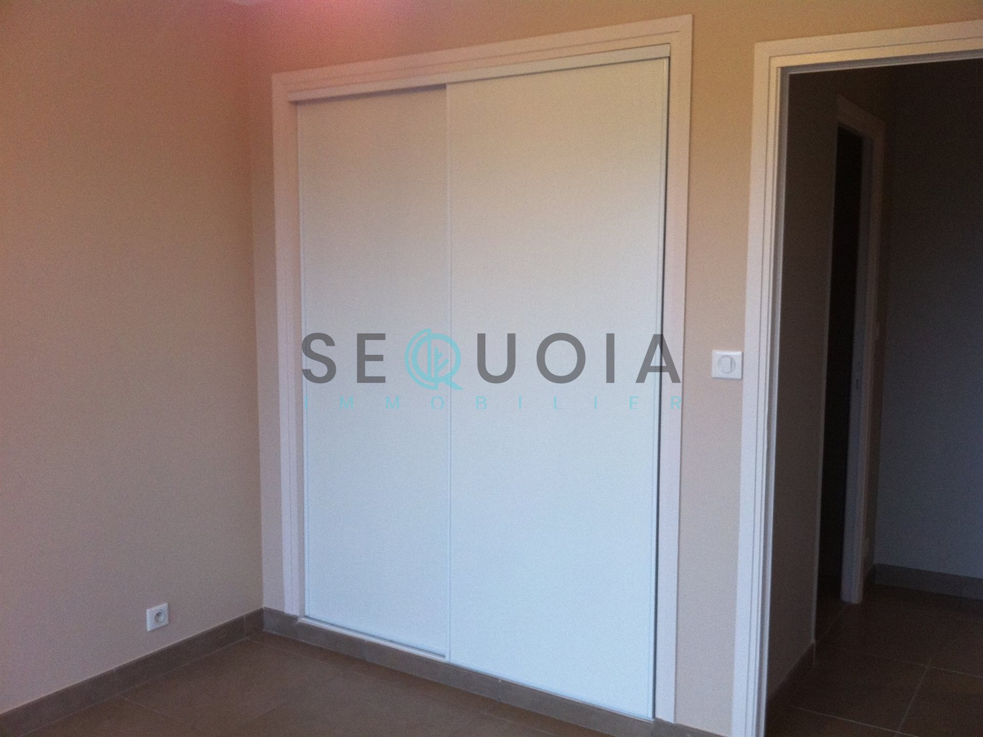 Appartement à louer, 52m², Antibes