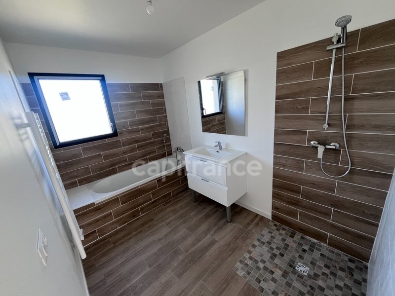 Maison à vendre, 100m², Adé