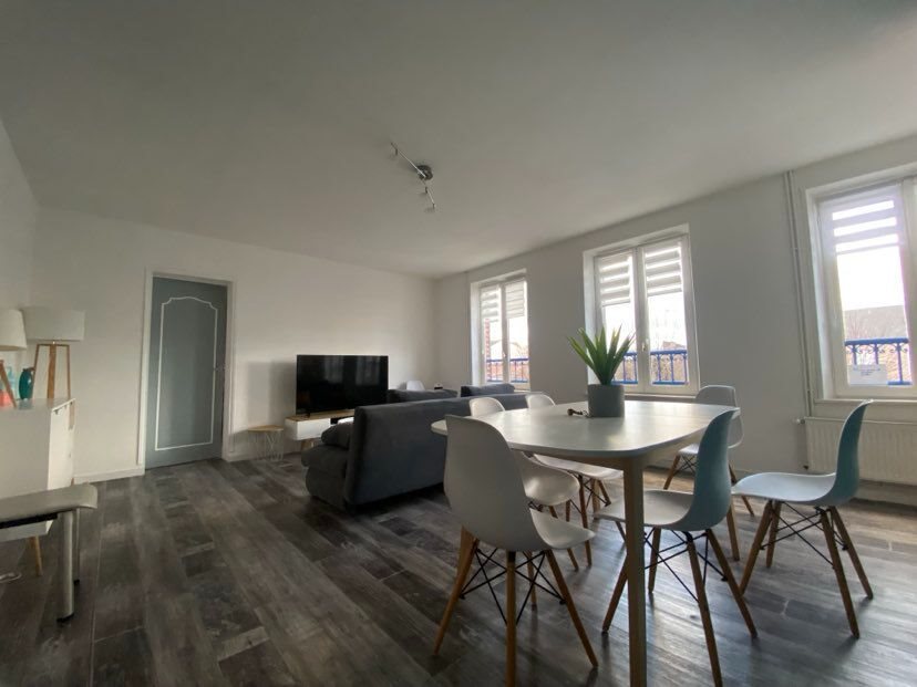 Appartement à vendre, 86m², Rue