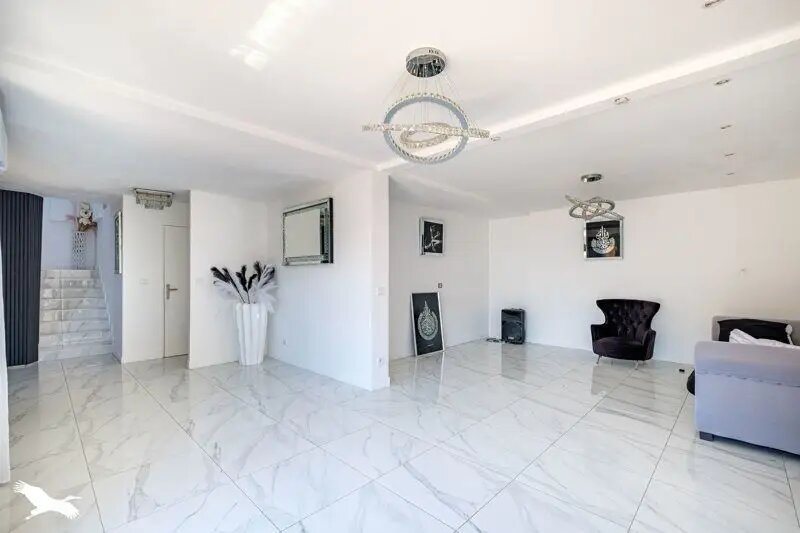 Maison à vendre, 159m², Vaulx-en-Velin