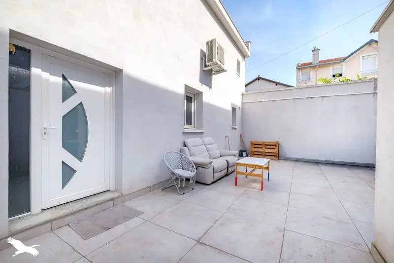 Maison à vendre, 260m², Vénissieux