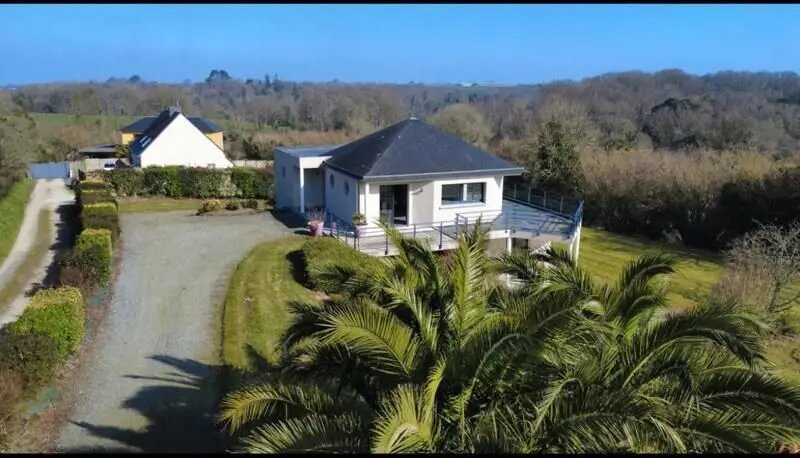 Maison à vendre, 146m², Plounéventer