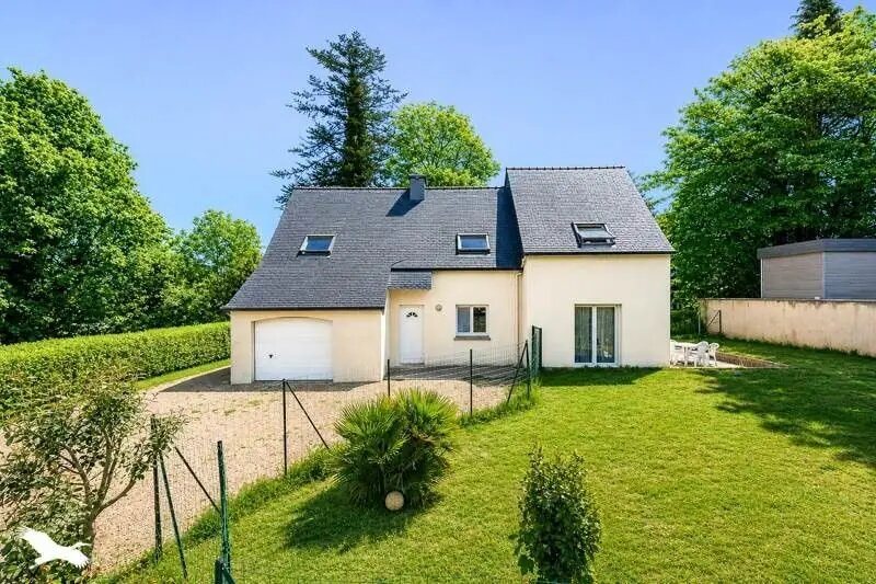 Maison à vendre, 136m², Lampaul-Guimiliau