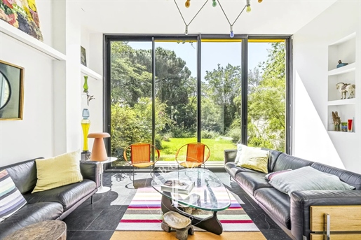 Maison 11 pièces 300 m² · à Bordeaux · 300 m² · 1 390 000 €