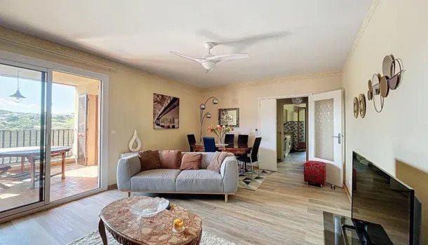 Appartement à louer, 70m², Ajaccio