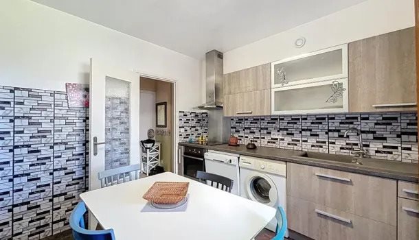 Appartement à louer, 70m², Ajaccio
