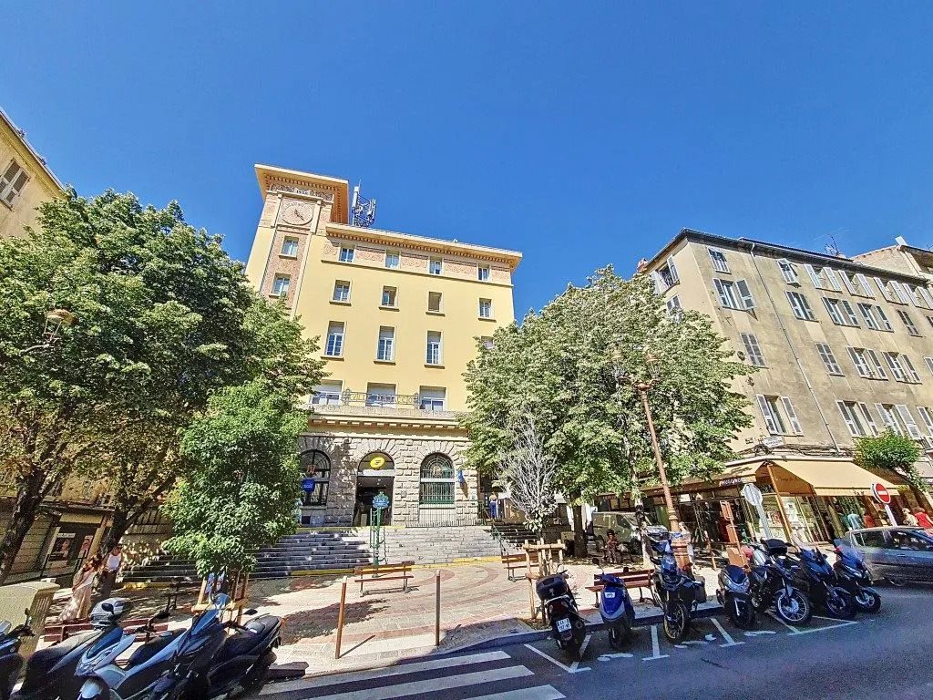 Appartement à louer, 78m², Ajaccio
