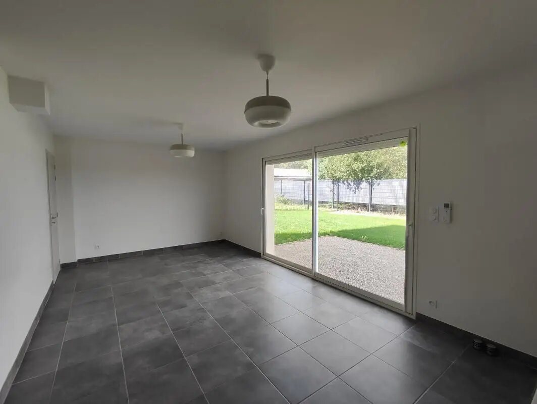 Maison à louer, 86m², Campsas