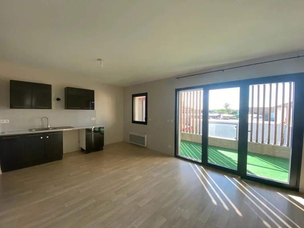 Appartement à louer, 59m², Montbartier