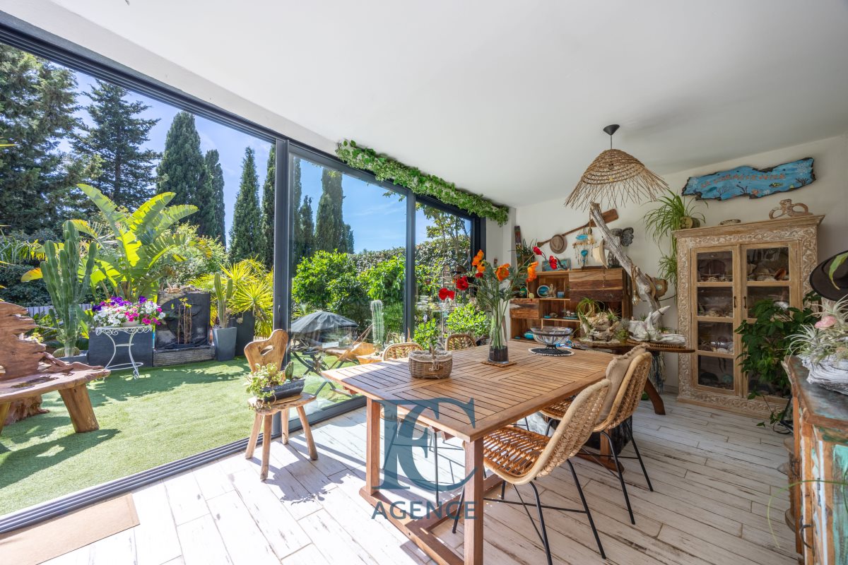 Appartement à vendre, 67m², Sanary-sur-Mer
