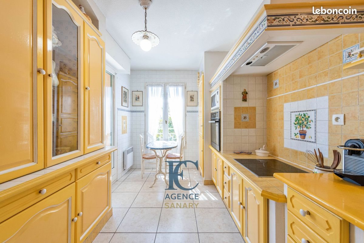 Appartement à vendre, 117m², Sanary-sur-Mer
