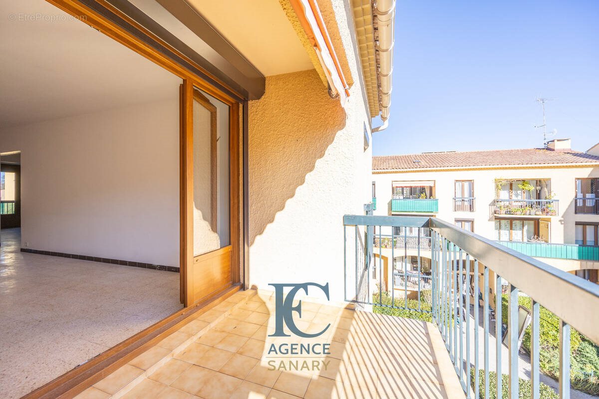 Appartement à vendre, 77m², Saint-Cyr-sur-Mer