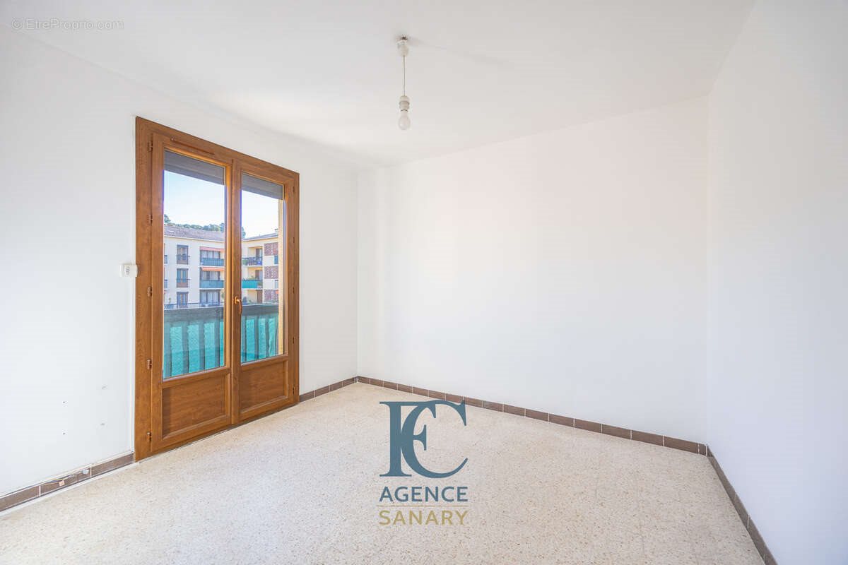 Appartement à vendre, 77m², Saint-Cyr-sur-Mer