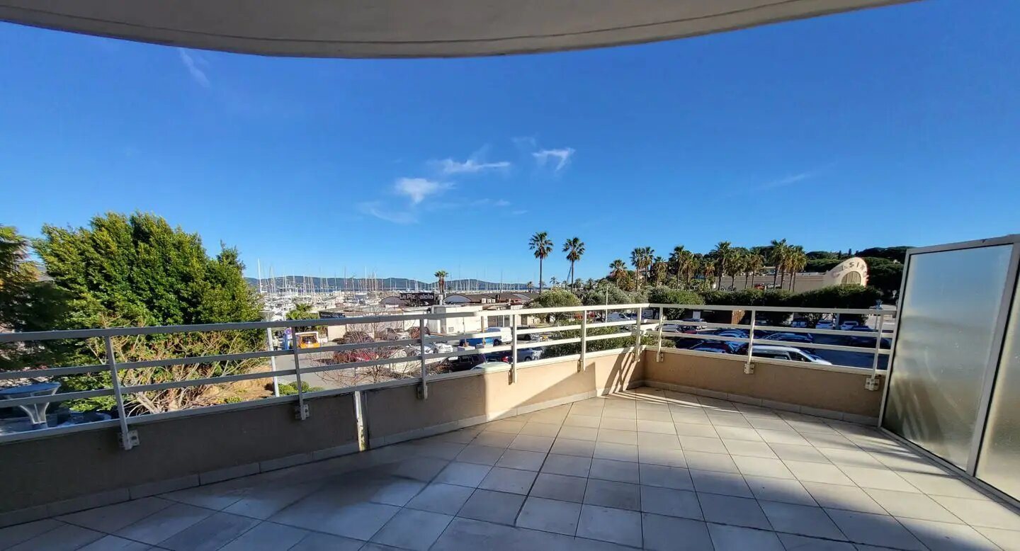 Appartement à vendre, 74m², Cavalaire-sur-Mer