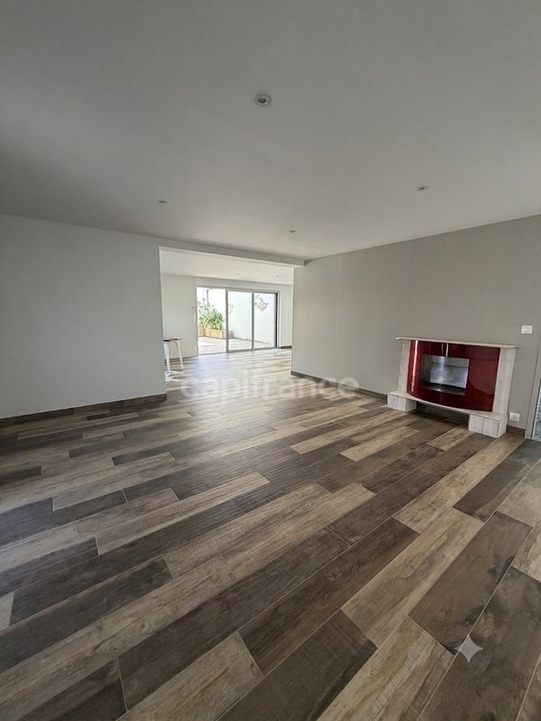 Maison à vendre, 105m², La Garnache