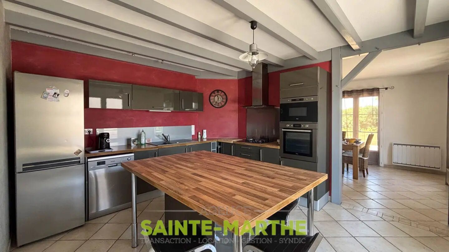 Maison à vendre, 107m², Saint-Maxire