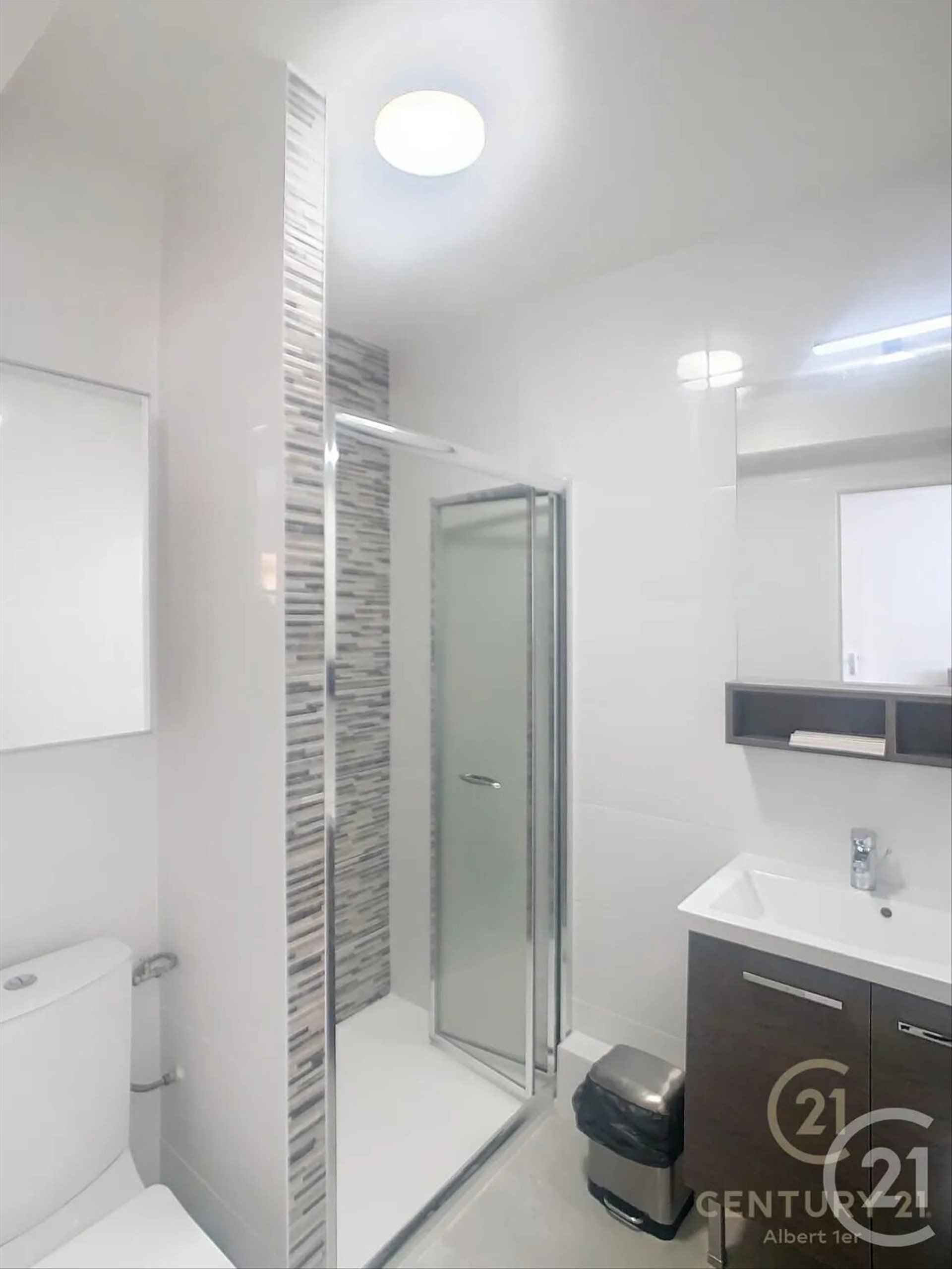 Appartement à louer, 26m², Vallauris