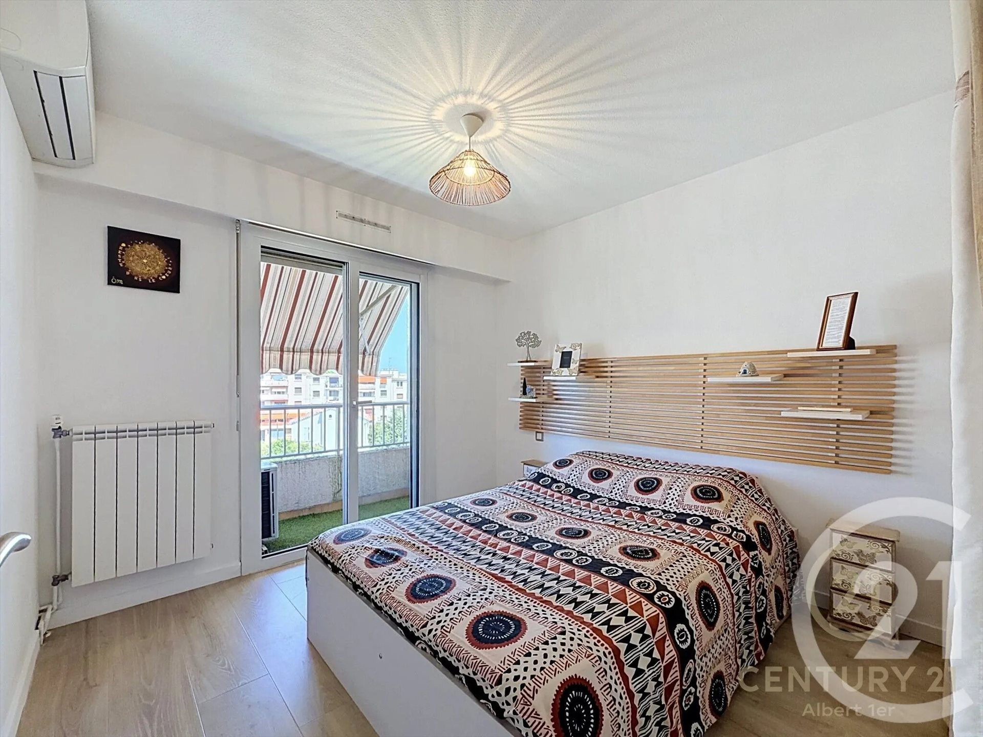 Appartement à louer, 56m², Vallauris