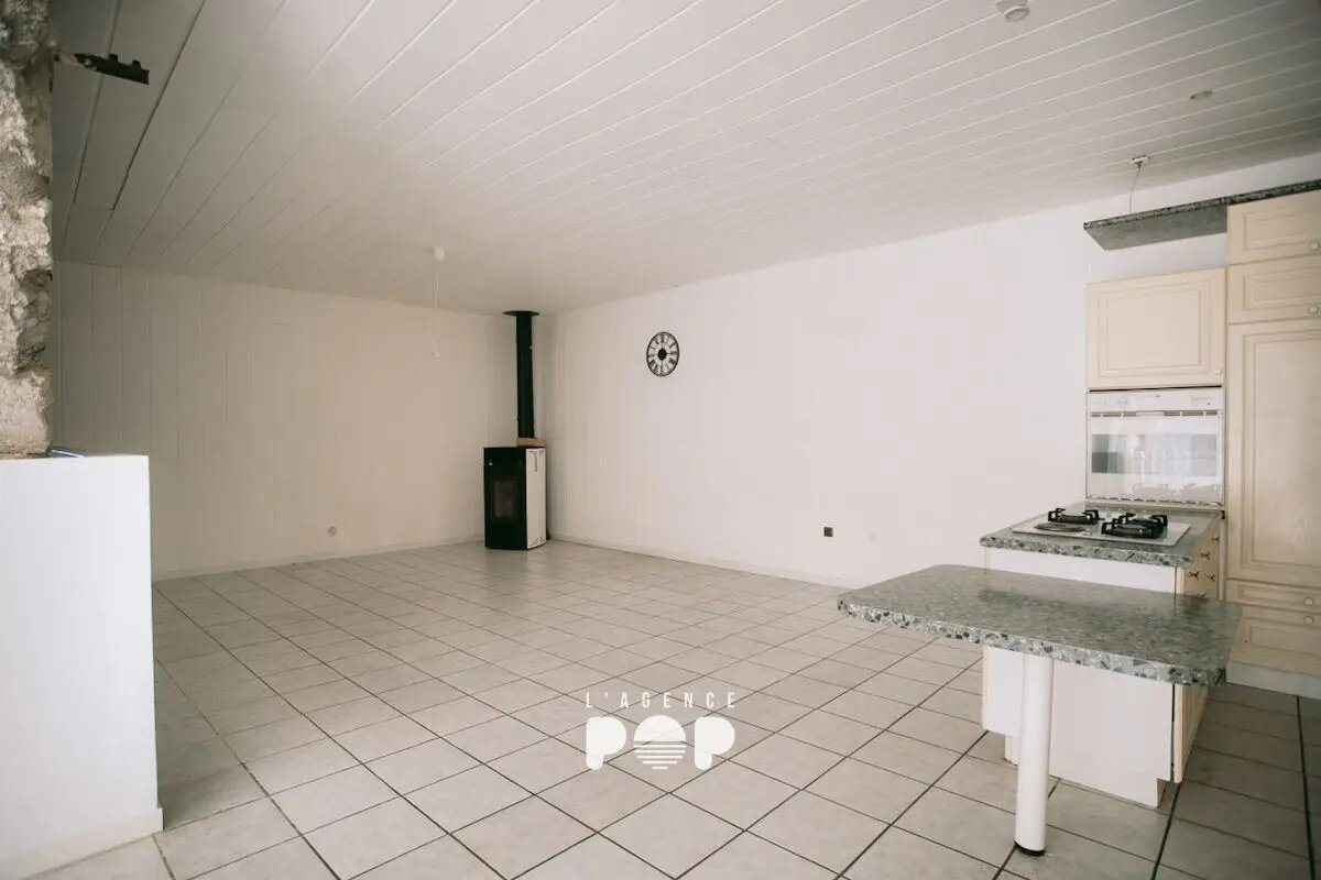 Maison à louer, 133m², Agonac