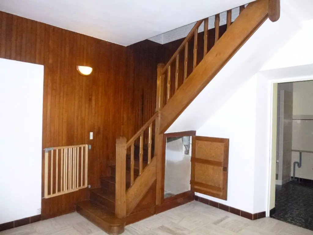 Appartement à louer, 61m², Hanches