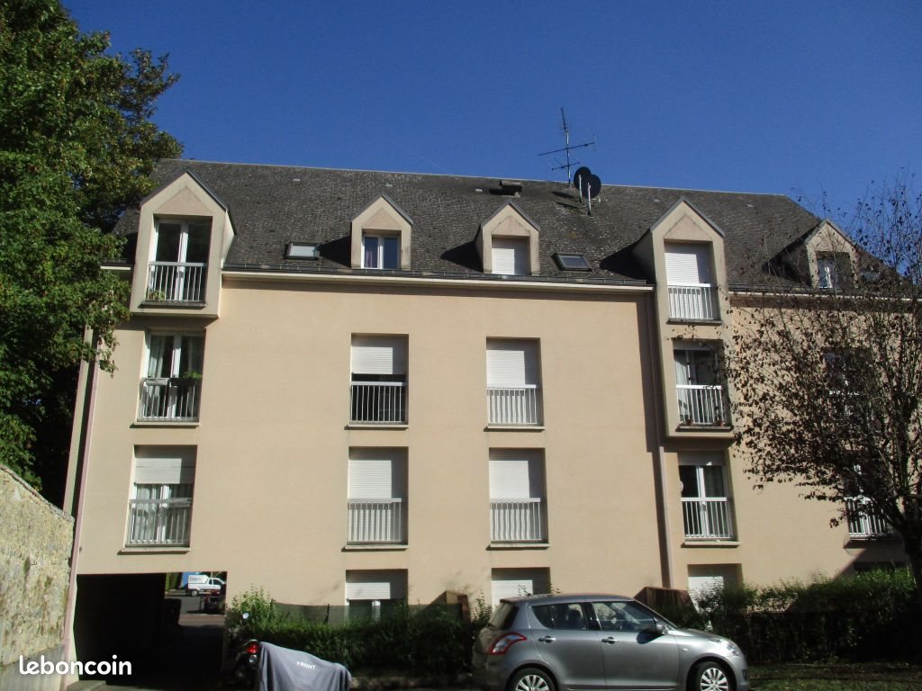 Appartement à louer, 28m², Epernon