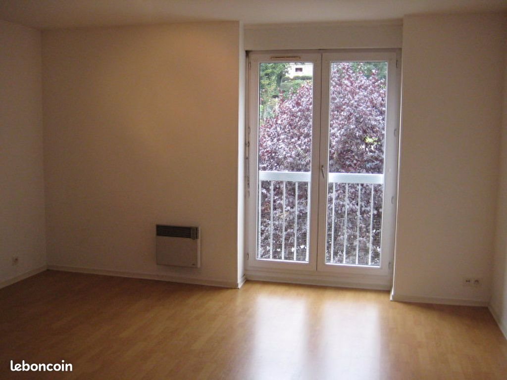 Appartement à louer, 28m², Epernon