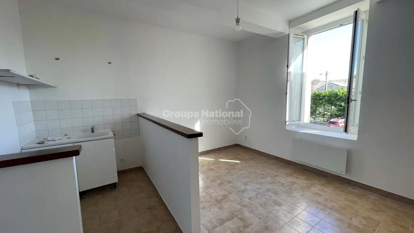 Appartement à louer, 27m², Entraigues-sur-la-Sorgue