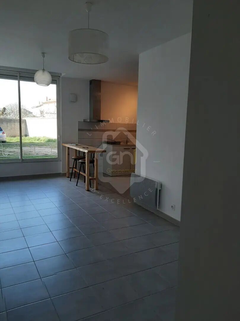 Appartement à louer, 42m², Entraigues-sur-la-Sorgue